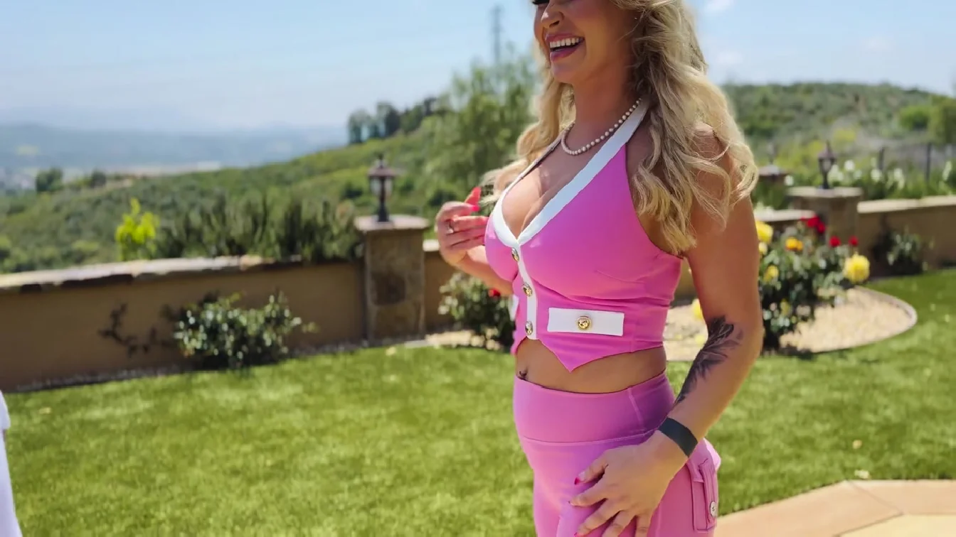 LoveHerBoobs Katalina Kyle Thicc Diva Gets A Good Pounding XXX